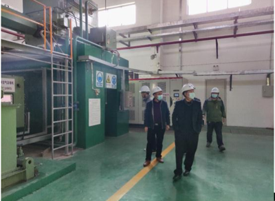 區(qū)領(lǐng)導(dǎo)帶隊開展節(jié)前安全生產(chǎn)大檢查 危險化學(xué)品經(jīng)營安全重于泰山